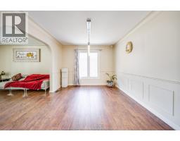 386 WOODRIDGE - 16