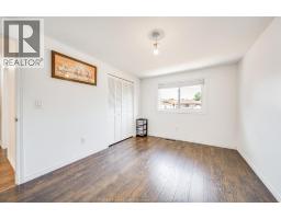 386 WOODRIDGE - 27
