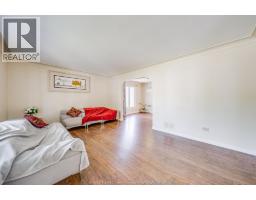386 WOODRIDGE - 8