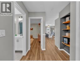 1775 BALFOUR - 22