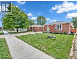 1775 BALFOUR - 4