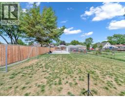 1775 BALFOUR - 42