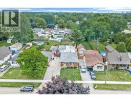 1775 BALFOUR - 43