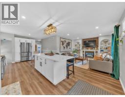 1775 BALFOUR - 6