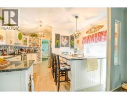 54 MALDEN HILL - 17