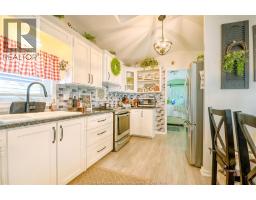 54 MALDEN HILL - 19