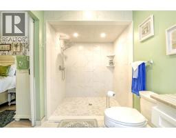 54 MALDEN HILL - 24