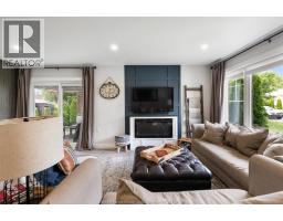 1023 OAK AVENUE - 11