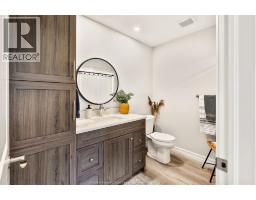 1023 OAK AVENUE - 18