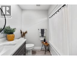 1023 OAK AVENUE - 19