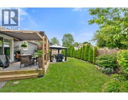 1023 OAK AVENUE - 22
