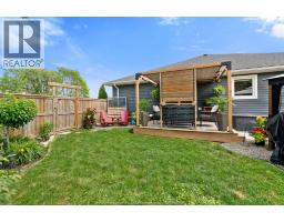1023 OAK AVENUE - 24