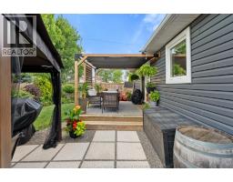 1023 OAK AVENUE - 27