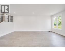 56 NOBLE COURT - 11