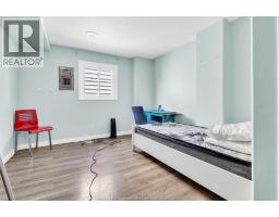 1554 LESPERANCE - 12