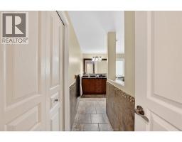 3595 HUNTINGTON - 35