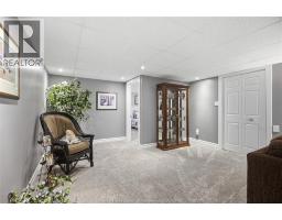 66 TOWNSVIEW COURT - 26
