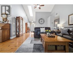 66 TOWNSVIEW COURT - 6