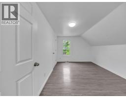 1096 HALL - 23