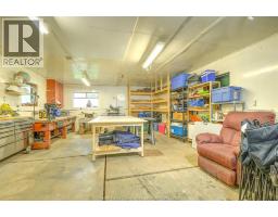 21 ELLA STREET South - 8