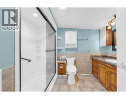 1 Spruce STREET - 10