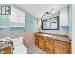1 Spruce STREET - 11