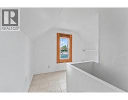 2307 FRASER AVENUE - 23
