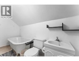 2307 FRASER AVENUE - 26