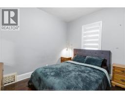 1220 GLADSTONE - 16