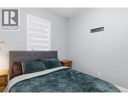 1220 GLADSTONE - 18