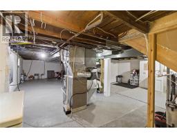 1220 GLADSTONE - 28
