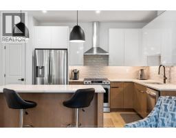 223 Livingstone CRESCENT - 21