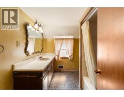 329 Lakeview DRIVE - 35