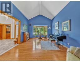 130 Pheasant Run DRIVE - 6