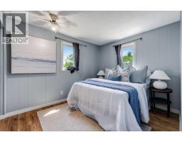 20838 A & B Sideroad - 10
