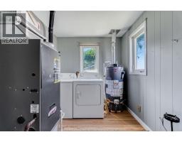 20838 A & B Sideroad - 14