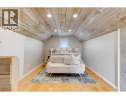 20838 A & B Sideroad - 17