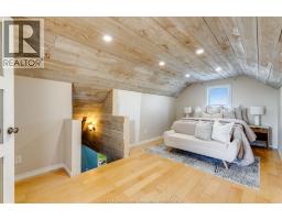 20838 A & B Sideroad - 21