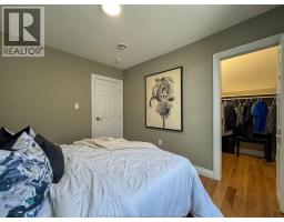 1720 MARENTETTE AVENUE - 19