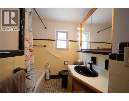 971 FAIRVIEW BOULEVARD - 21