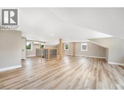 271 Front Rd N - 22