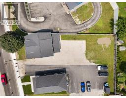 271 Front Rd N - 33
