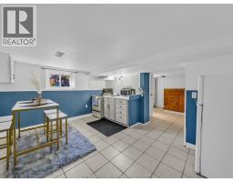 894 DOUGALL - 33