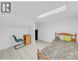 894 DOUGALL - 35