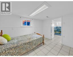 894 DOUGALL - 36