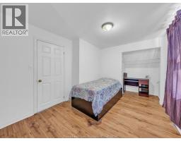 894 DOUGALL - 5