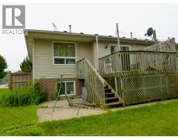 151 CHRISTINA CRESCENT - 4