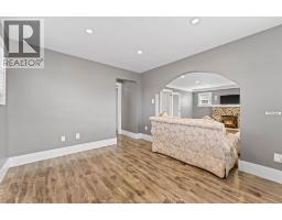 4590 WALKER ROAD - 9