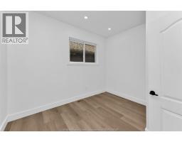 497 MCKAY AVENUE - 16