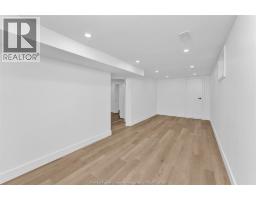 497 MCKAY AVENUE - 20